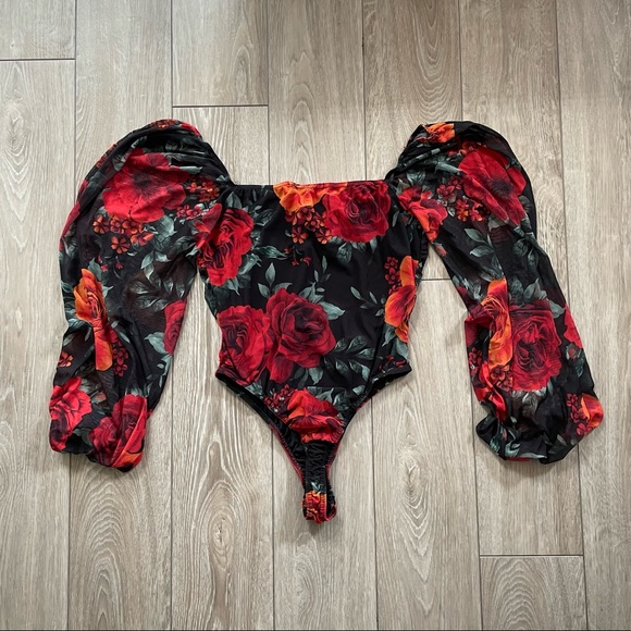 Missguided | Floral Bodysuit - Picture 5 of 10